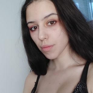 Model - Aida_fresh young