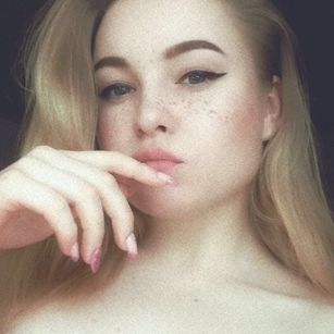 Model - Sandy_Craft blowjob