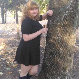 Model - NightQueen sexyredheadbeast