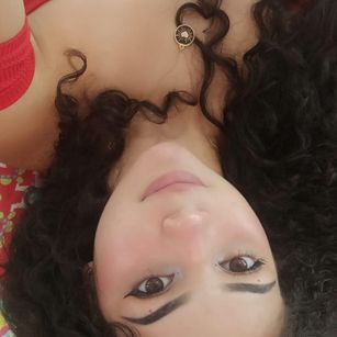 Model - LOLLY shaved