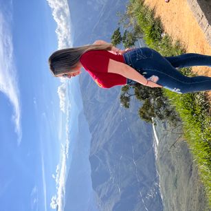 Model - Nina Parker milf