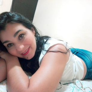 Model - SolanaSweet sexy