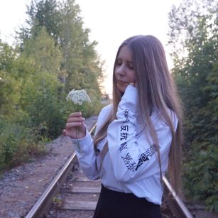 Model - BellaMays BBW