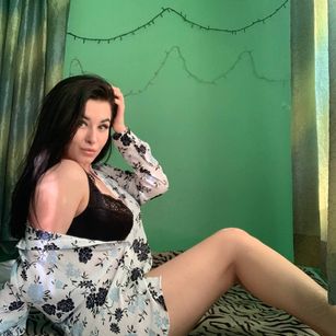 Model - Devilled shy