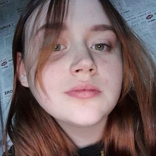 Model - Brittany masturbation