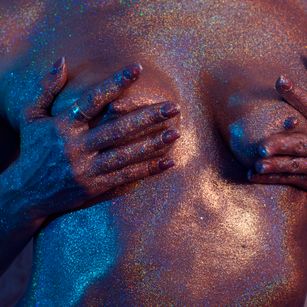 Model - Vikky ginger