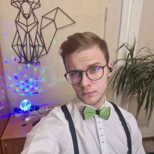 Model - RAPHAEL_FOX striptease