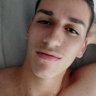 Model - Jorge Eduardo Rico bailar