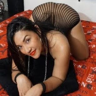 Model - valenfiorinni anal