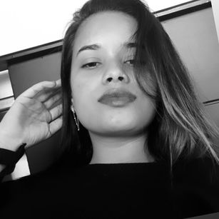 Model - Rose Gray bigass