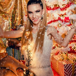 Model - MayaHale femdom