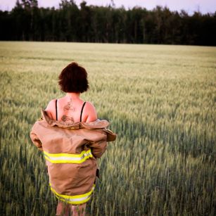 Model - Lonely Housewife 4