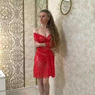 Model - Angelica tits