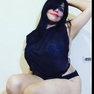 Model - Latinasmile smile