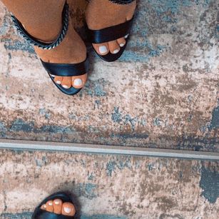 Model - Jennifer cream