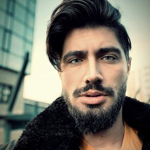 Model - DonAndres coach