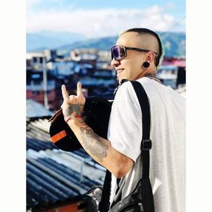 Model - SophiaAndChriss erotic