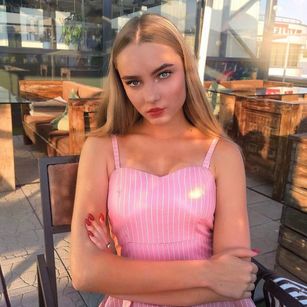 Model - SweetRose anal