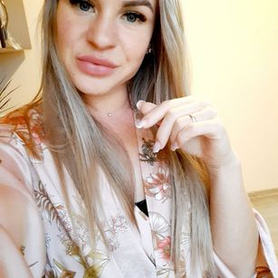 Model - Kissy_face legs