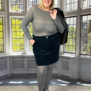 Model - Catherinecan footfetish