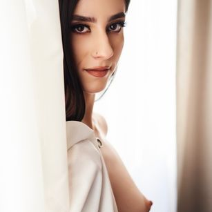 Model - AmeliaJune toys