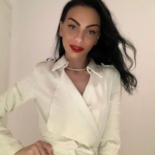 Model - AmyWolfe domination