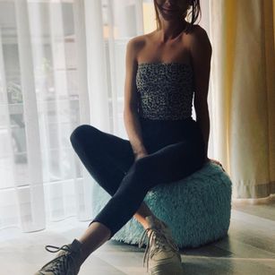 Model - AmyWolfe smoking