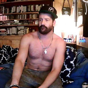 Model - Pussymonster2 cum