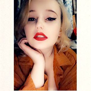 Model - JulesLov freaky