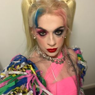 Model - GxGlitzy young