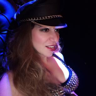 Model - MsEmpiria cei