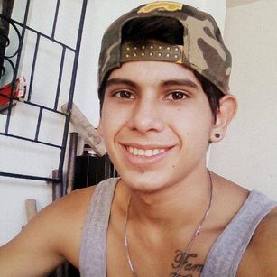 Model - DannyHot Fuerte