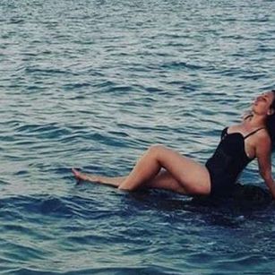 Model - 0chance4F friend