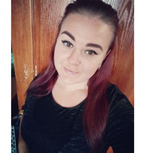 Model - Anikann777 smile