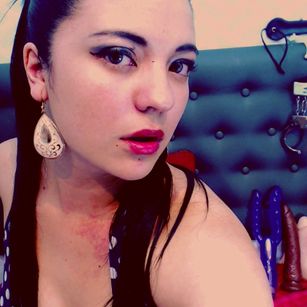 Model - SophieDeVille sexy