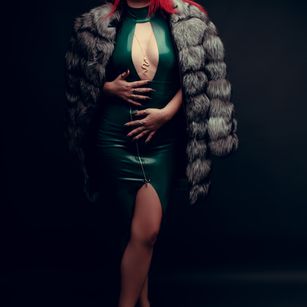 Model - AdelindeDesade femdom