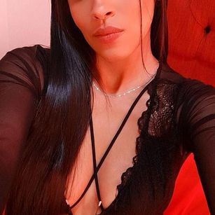 Model - sarah kraus anal