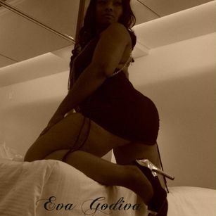 Model - BootyliciousEva 9