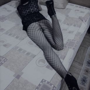 Model - EmilyGrey cute