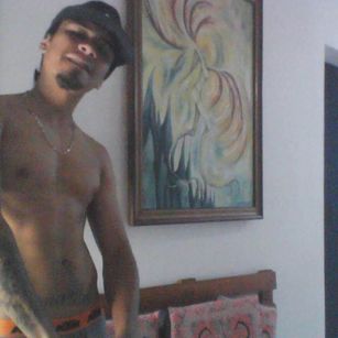 Model - santiagus penis