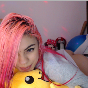 Model - Meloodyy18 natural