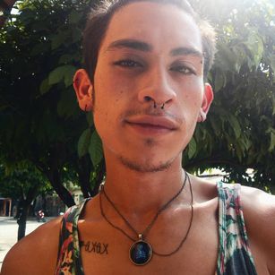 Model - Little Jimmy LUSH