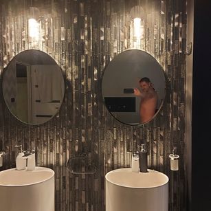 Model - MisterFaith outfit