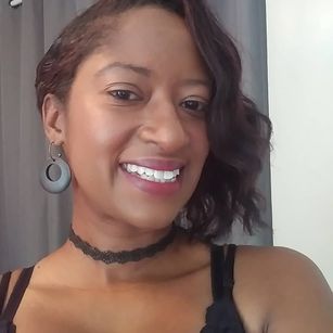 Model - Mona Grier findom