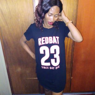 Model - CURVYSLENDER ass