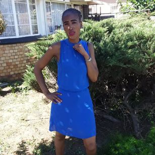 Model - CURVYSLENDER ass