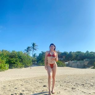 Model - Rose Miller latina