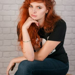 Model - Viktoriya Sports