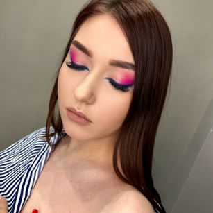 Model - Cuddles bunny girl