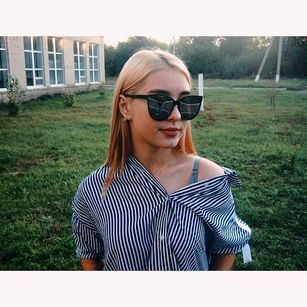 Model - Cuddles bunny sociable